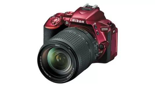 دوربین نیکون D5500 + 18-140mm